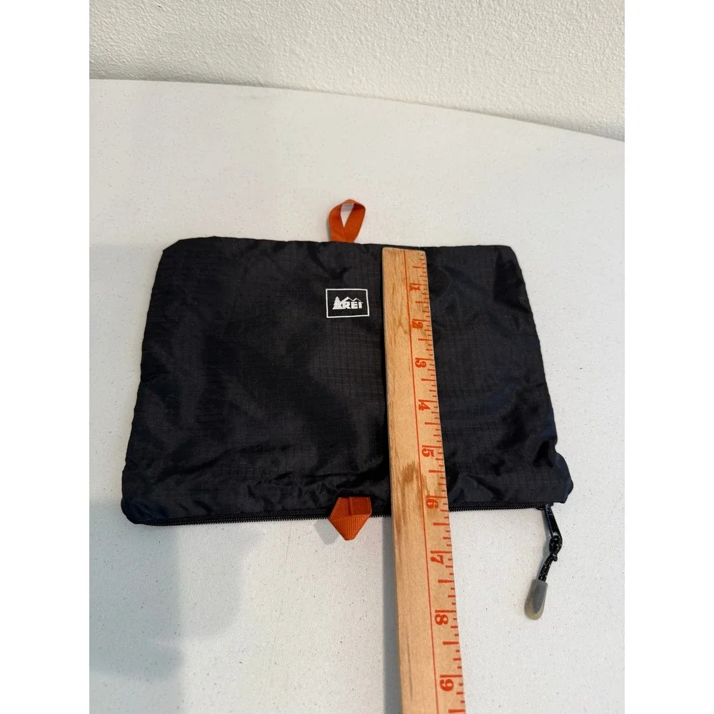 REI Co-op Mesh Ripstop Nylon Zippered Travel Pouch Organizer Black Orange‎ Small